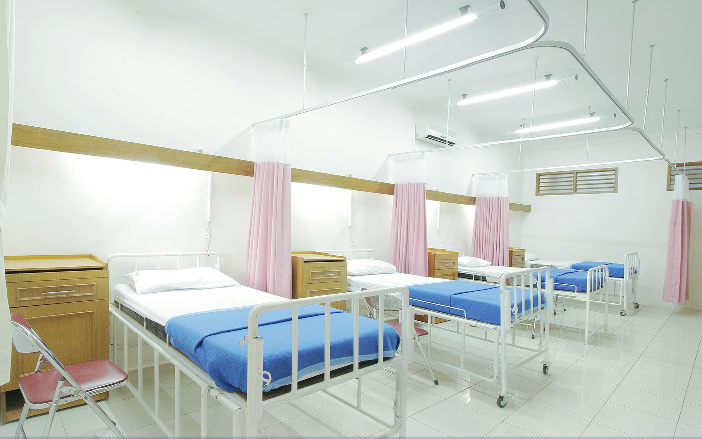 Specialitate Ortopedie Traumatologie la Eva Medical